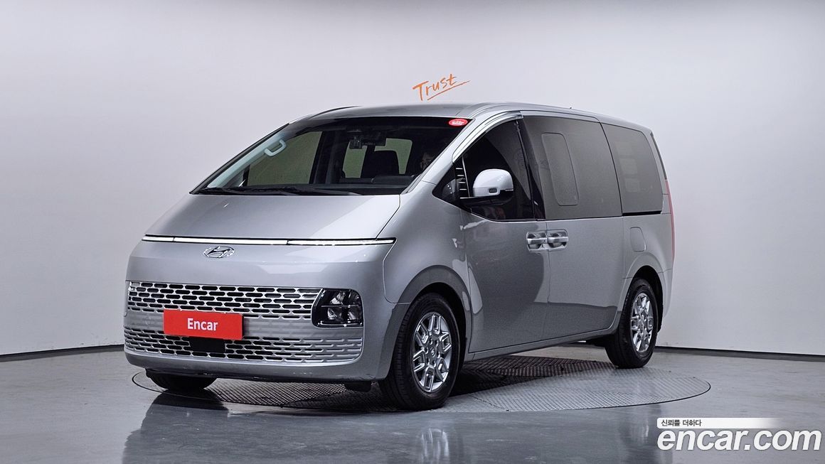 Hyundai Staria 2022