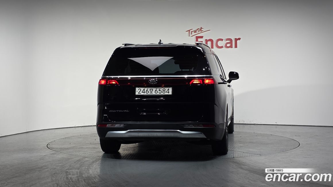 Kia Canival 2021