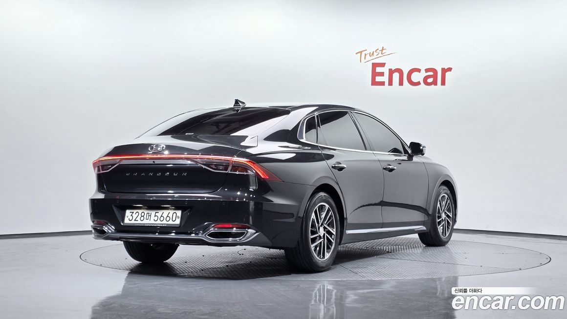 Hyundai Grandeur 2020