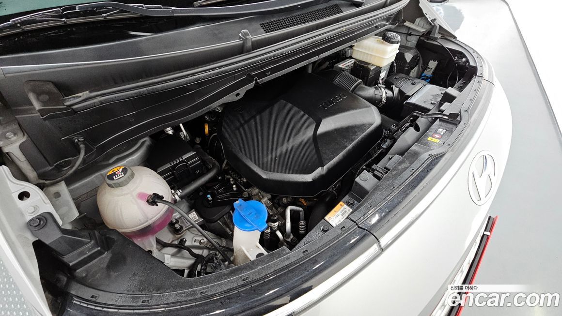 Hyundai Staria 2022