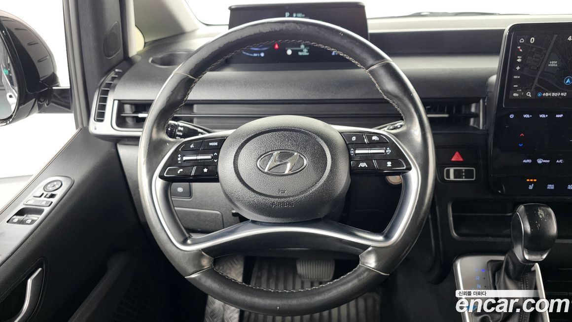 Hyundai Staria 2022