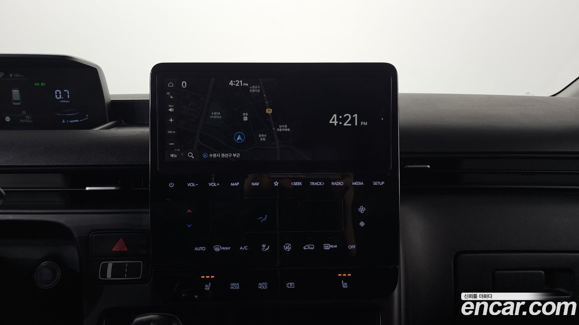 Hyundai Staria 2022