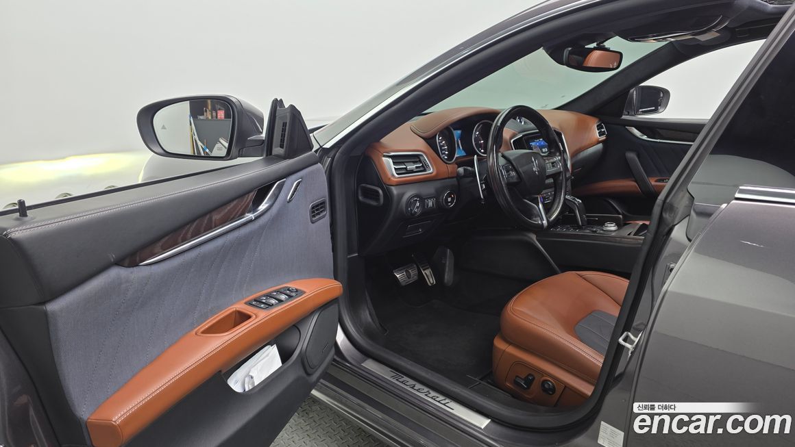 Maserati Ghibli 2019