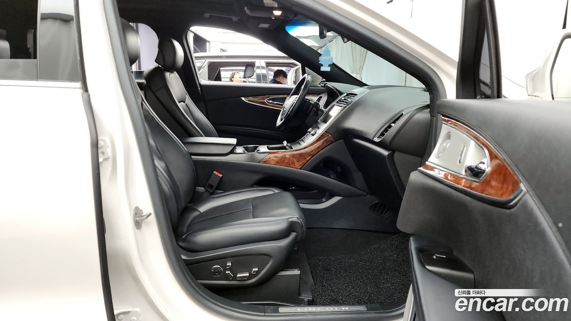Lincoln Nautilus 2019