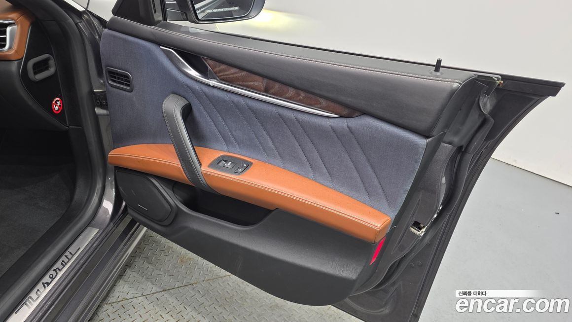 Maserati Ghibli 2019