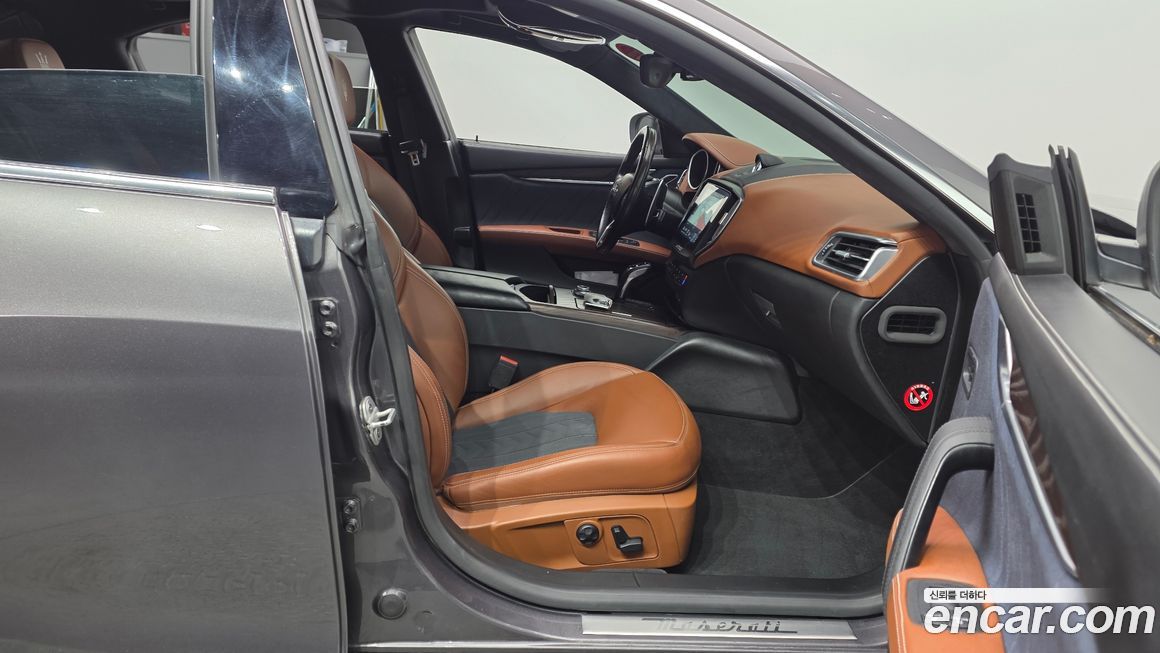 Maserati Ghibli 2019