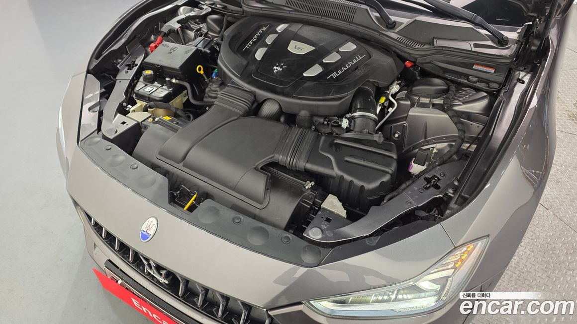 Maserati Ghibli 2019
