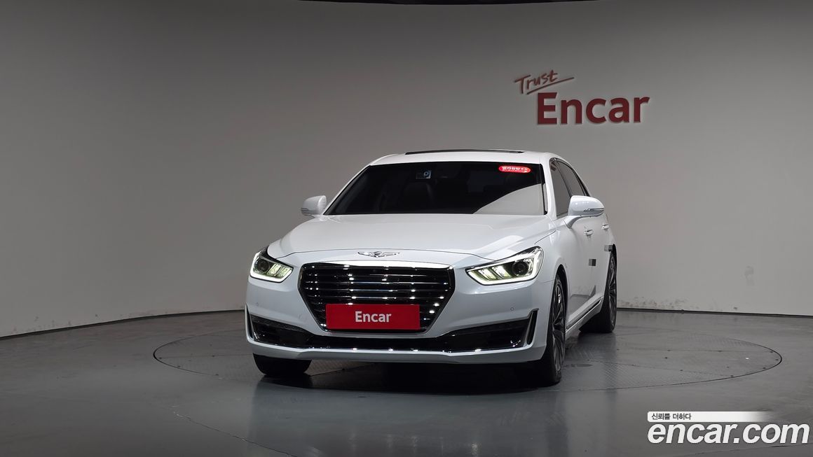 Genesis EQ900 2017