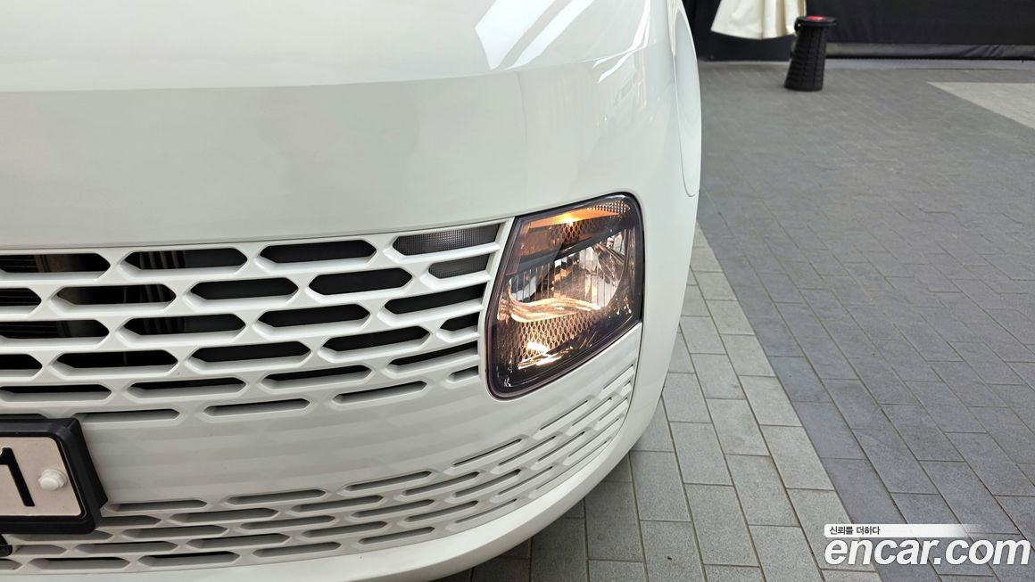 Hyundai Staria 2023
