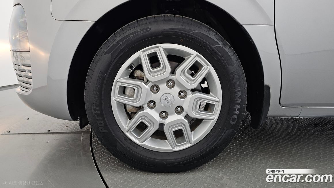 Hyundai Staria 2022