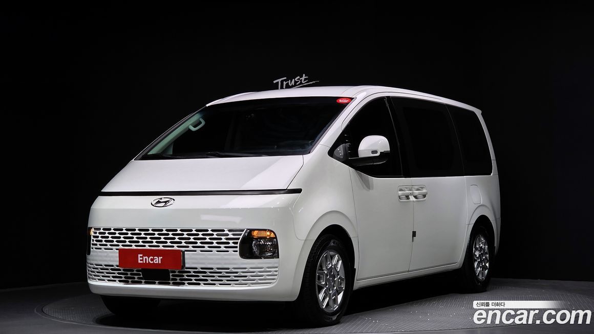 Hyundai Staria 2023