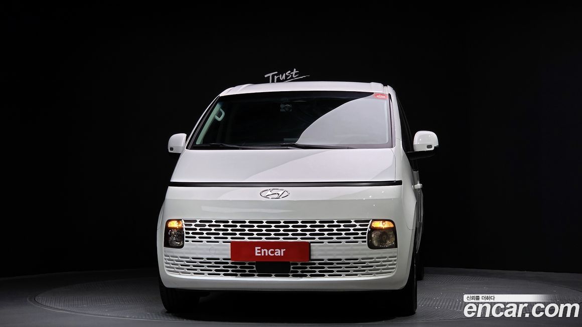 Hyundai Staria 2023