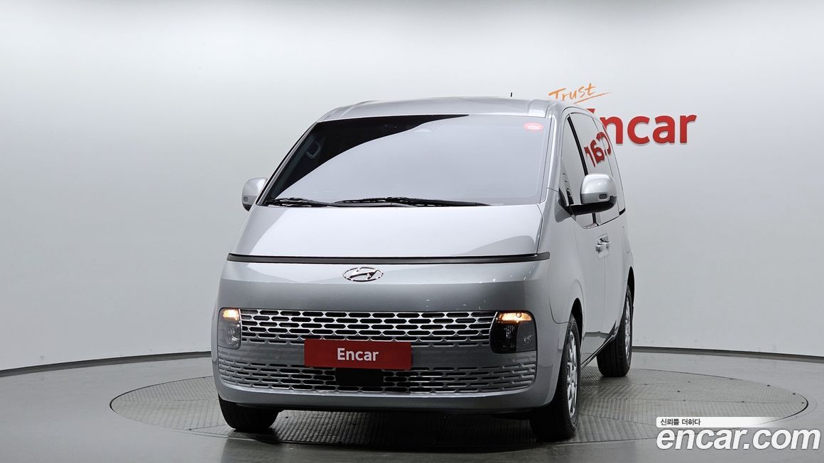 Hyundai Staria 2022