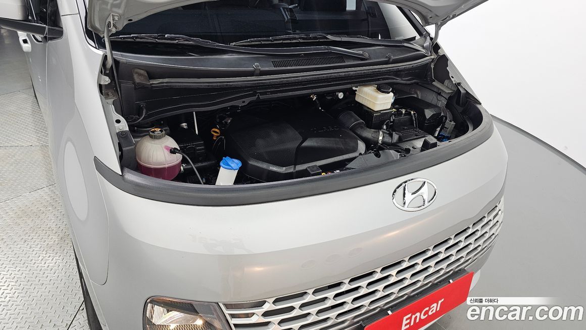 Hyundai Staria 2022