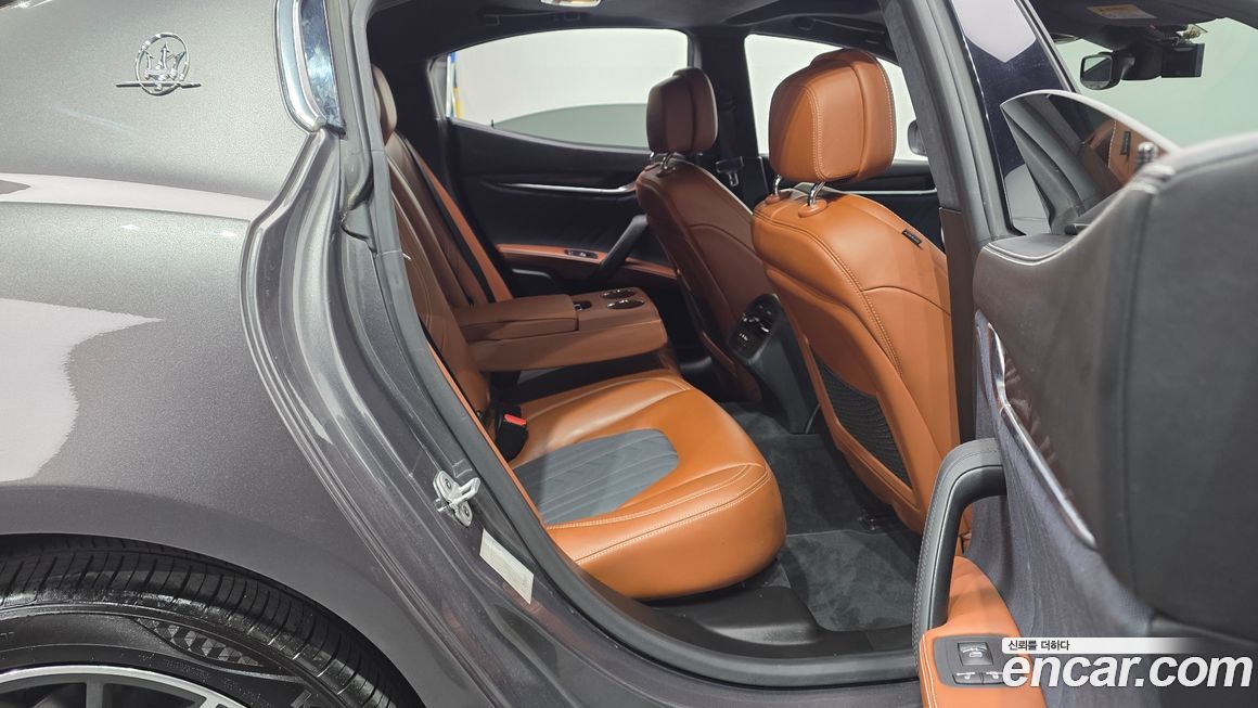 Maserati Ghibli 2019