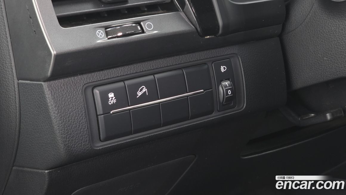 KG_Mobility_Ssangyong Rexton 2021
