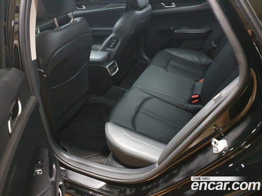 Kia K5 2023