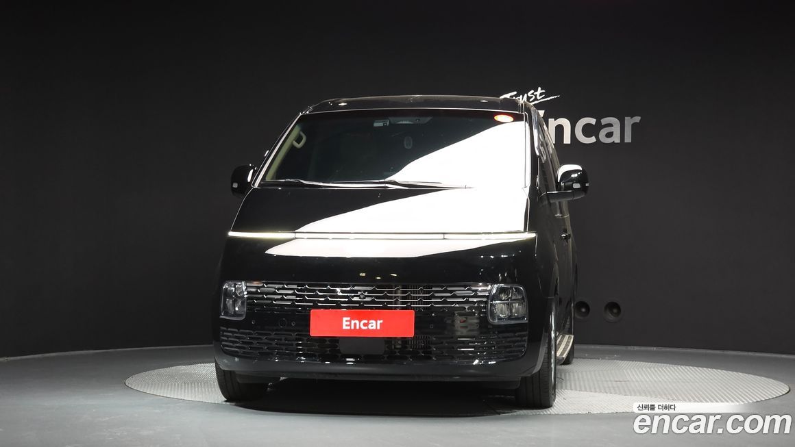 Hyundai Staria 2025