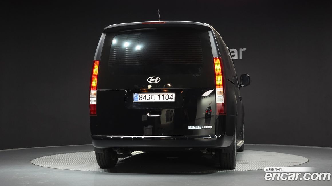 Hyundai Staria 2025