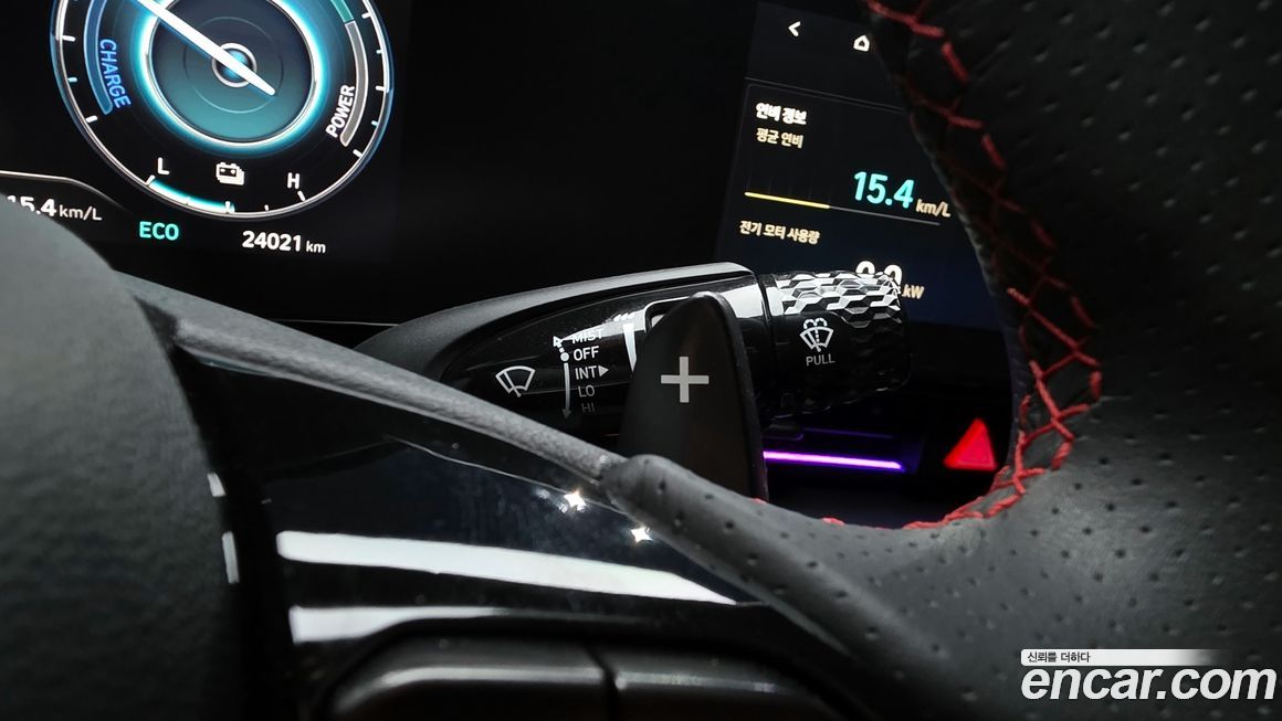Hyundai AVANTE 2025