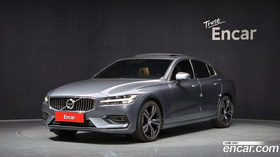 Volvo S60 2021