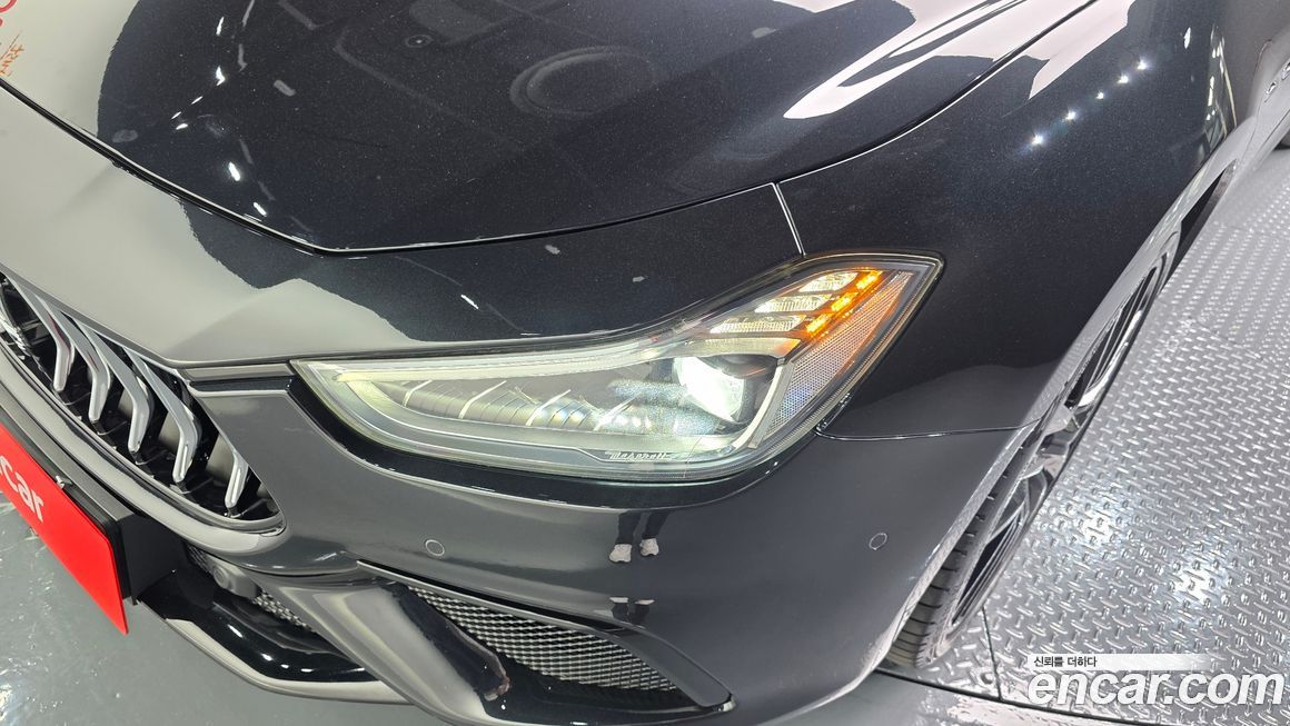 Maserati Ghibli 2019