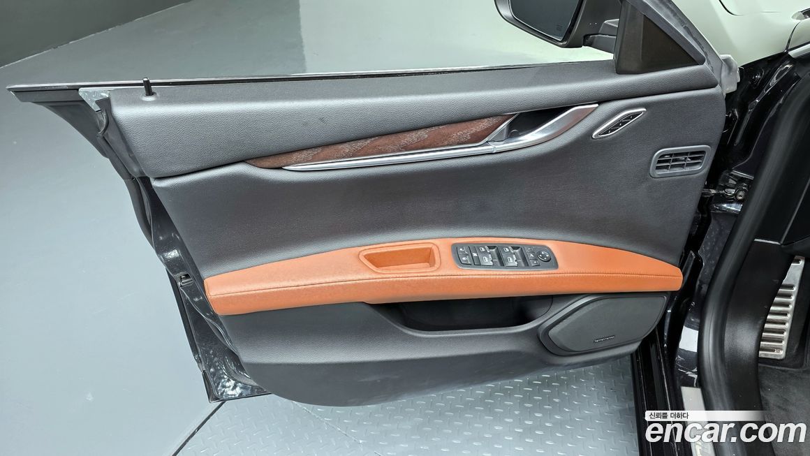 Maserati Ghibli 2019