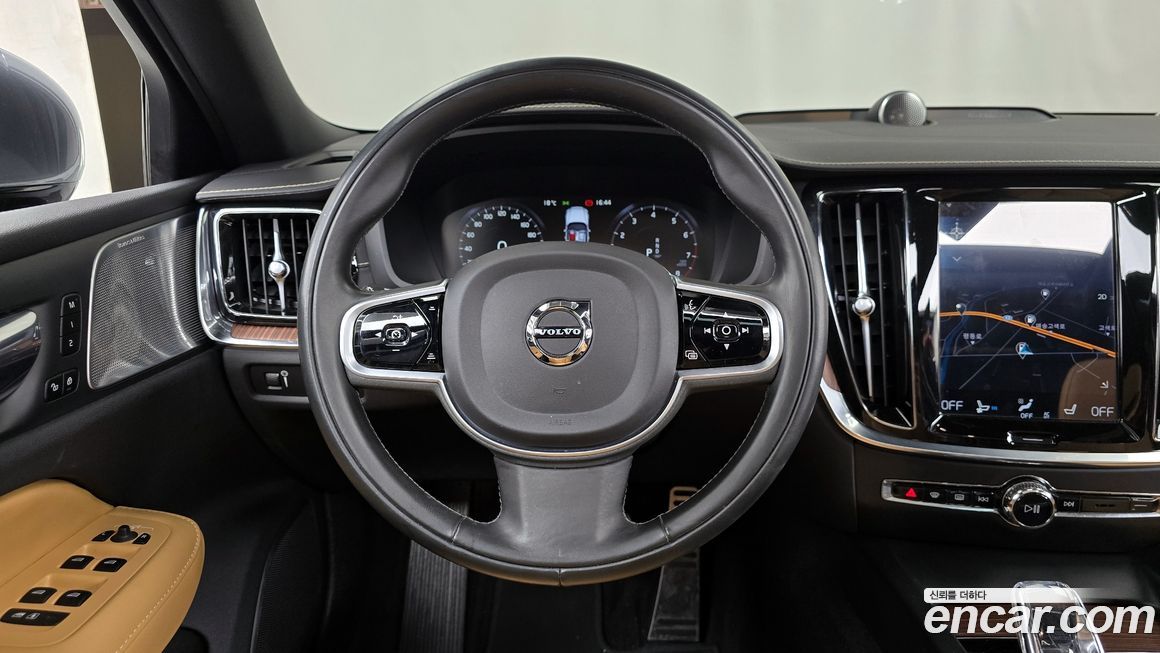 Volvo S60 2021