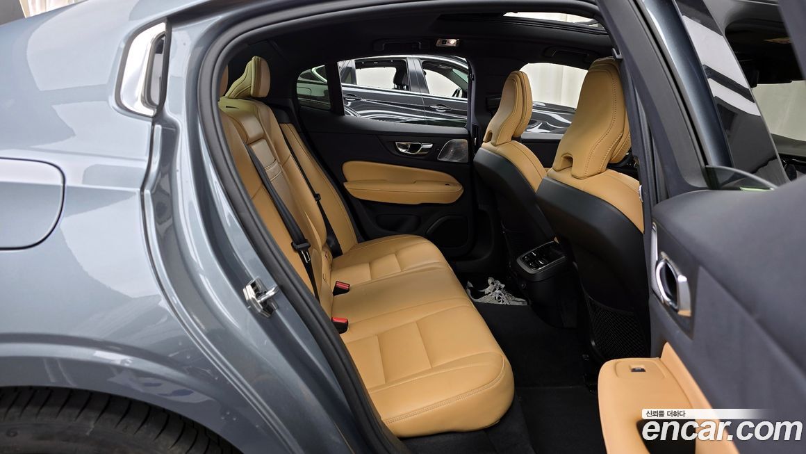 Volvo S60 2021