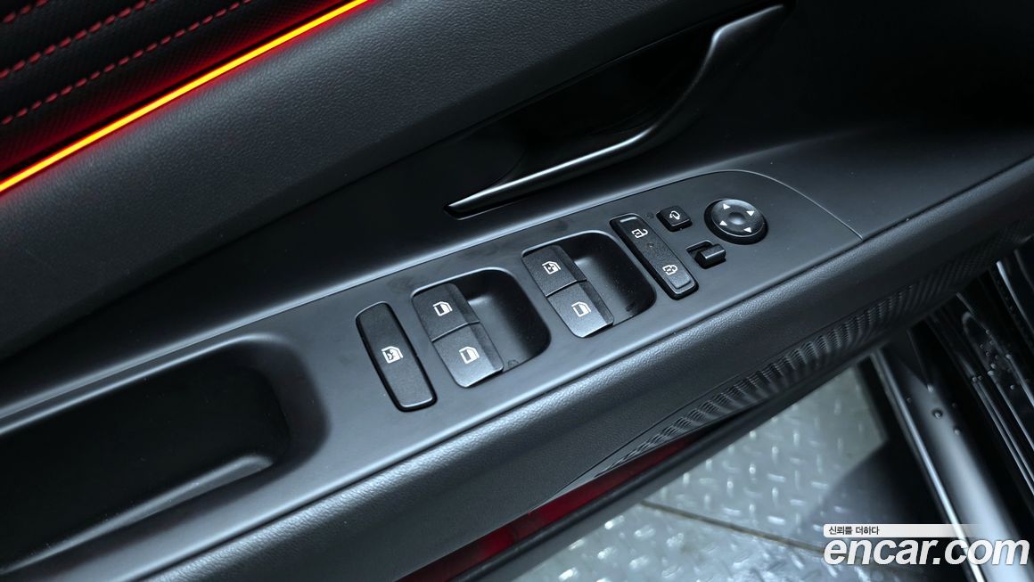 Hyundai AVANTE 2025