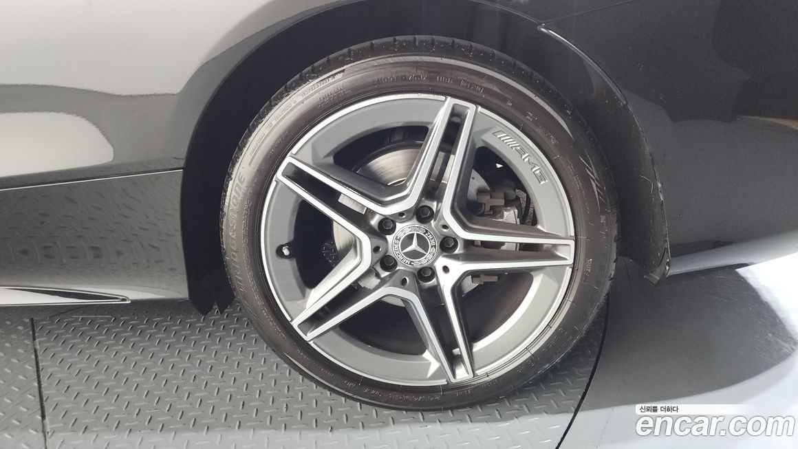 Mercedes-Benz C-Class 2020