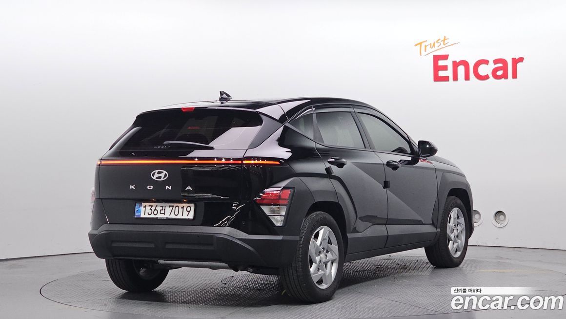 Hyundai Kona 2025