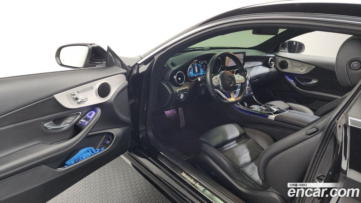 Mercedes-Benz C-Class 2020