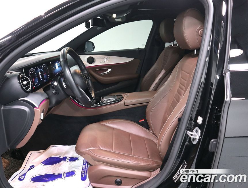 Mercedes-Benz E-Class 2021