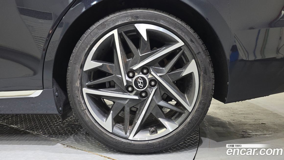 Hyundai Grandeur 2021