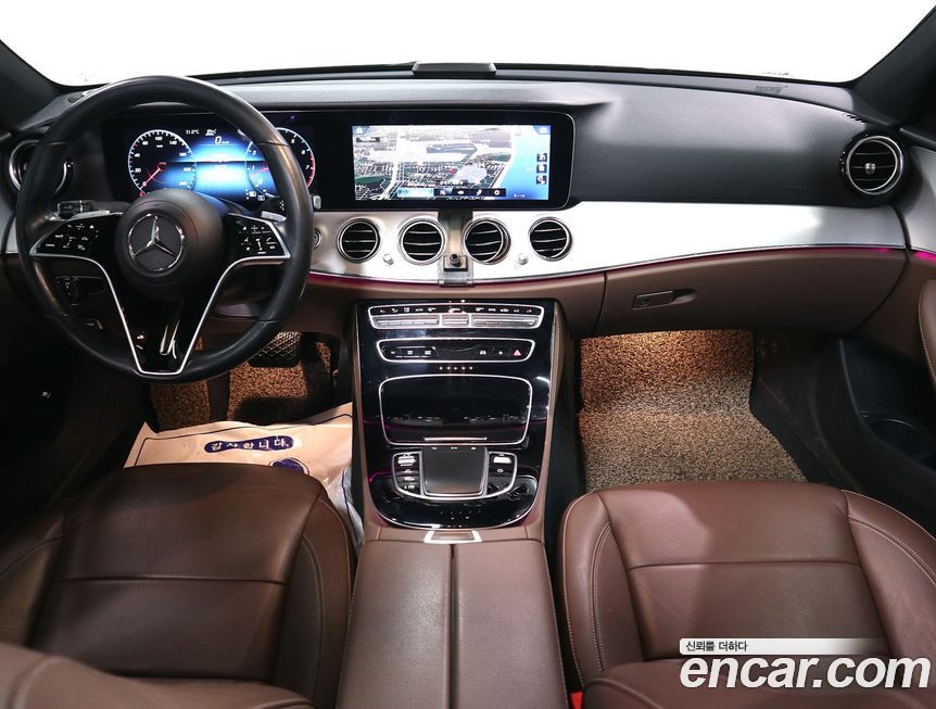 Mercedes-Benz E-Class 2021