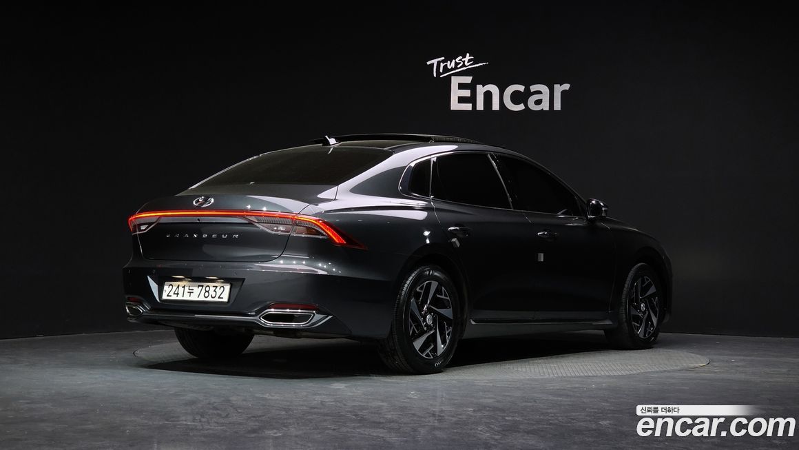Hyundai Grandeur 2022