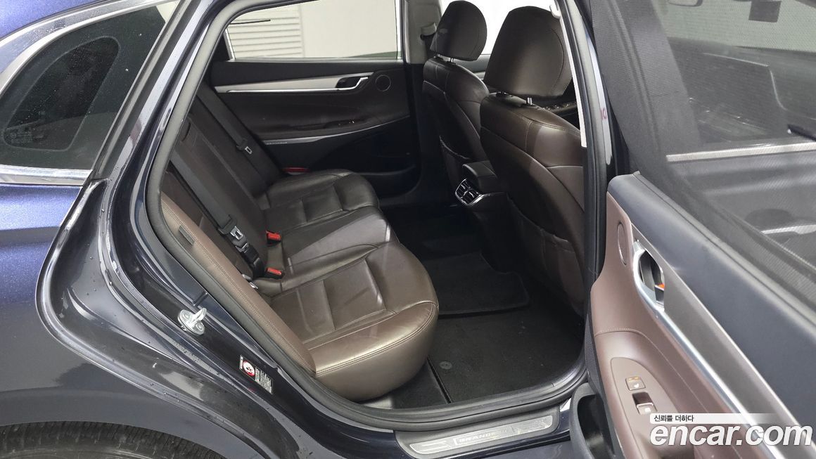 Hyundai Grandeur 2021