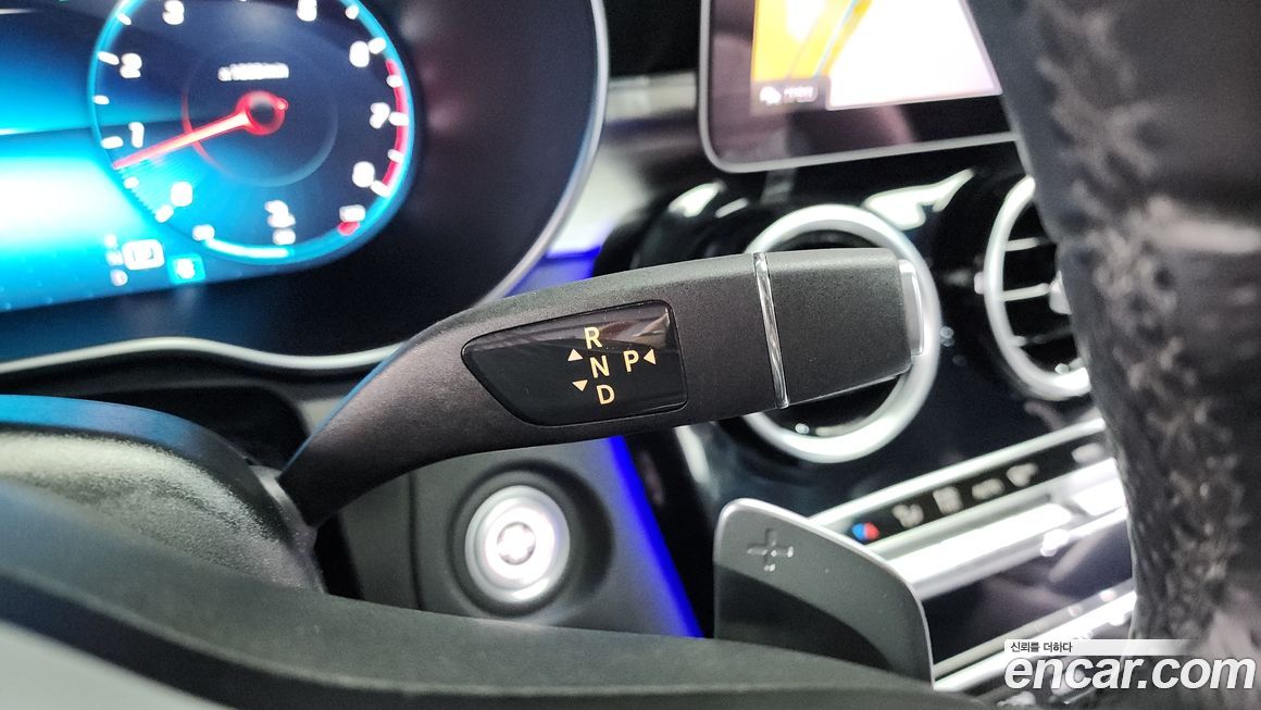 Mercedes-Benz C-Class 2020