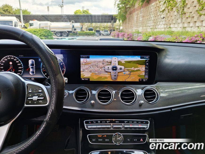 Mercedes-Benz E-Class 2020
