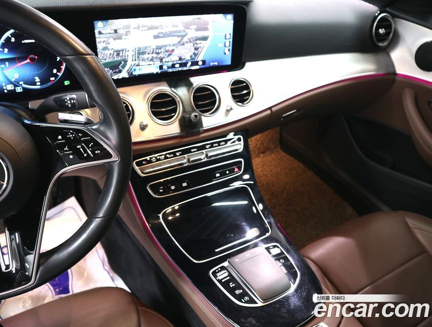 Mercedes-Benz E-Class 2021