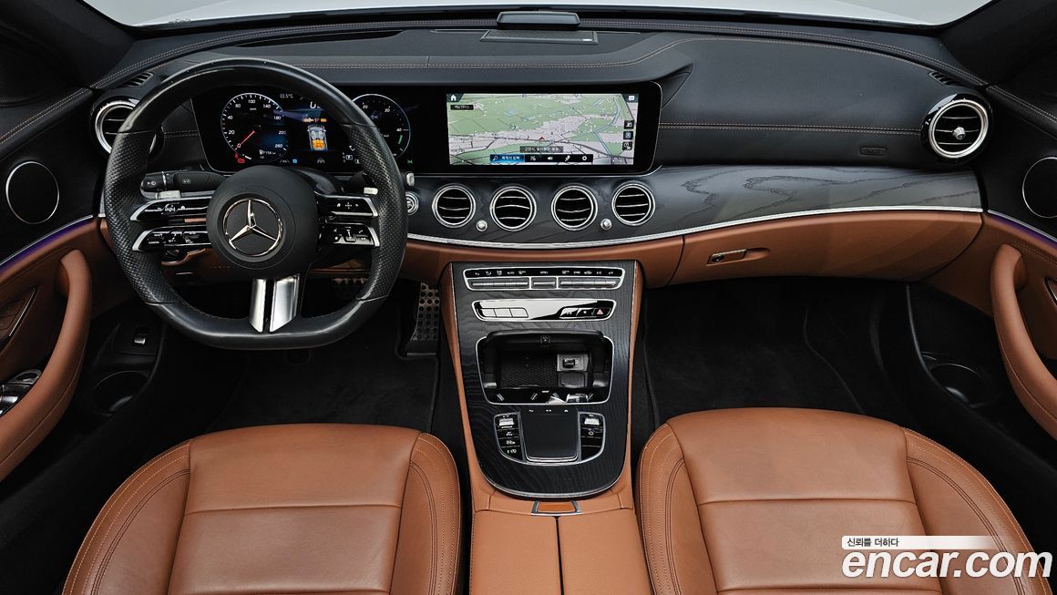Mercedes-Benz E-Class 2021