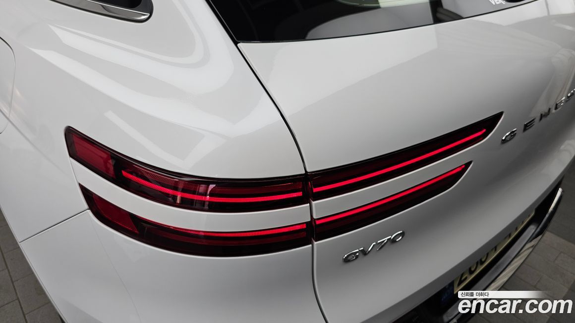 Genesis GV70 2021