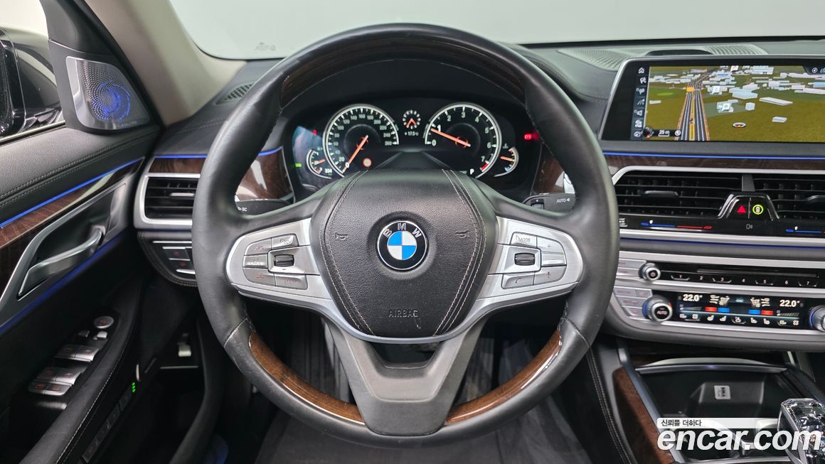 BMW 7-Series 2016