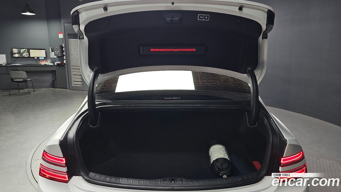 Genesis G80 2021