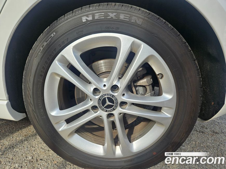 Mercedes-Benz A-Class 2024