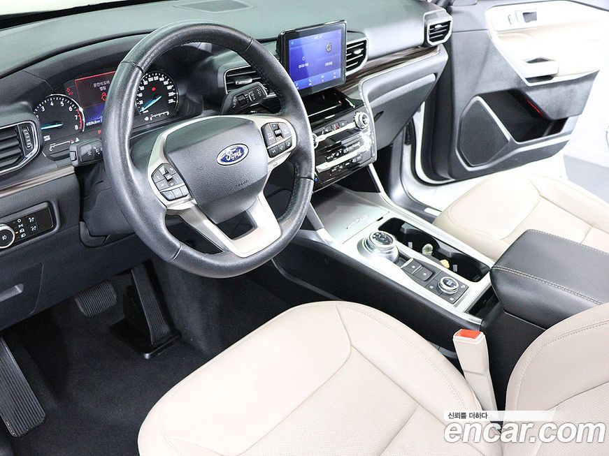 Ford Explorer 2023