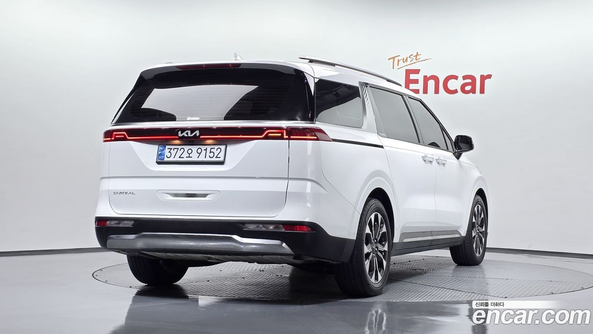 Kia Canival 2023