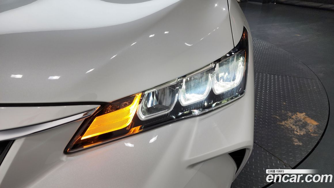 Toyota Avalon 2019