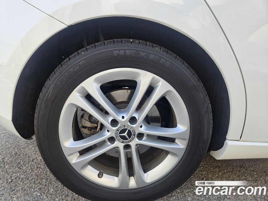 Mercedes-Benz A-Class 2024